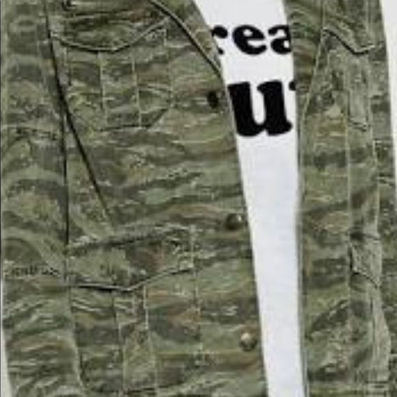 Pam & Gela women's Camo Shirt Jacket NWT SZ S - Picture 8 of 8